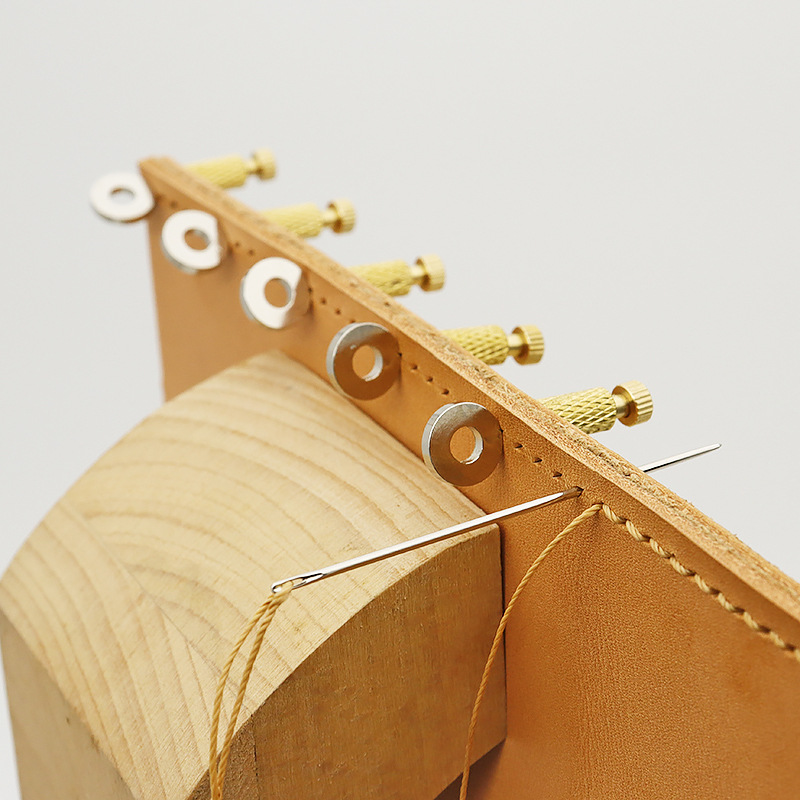 Leatherwork Projects - Aguja de posicionamiento de sutura, sujeción