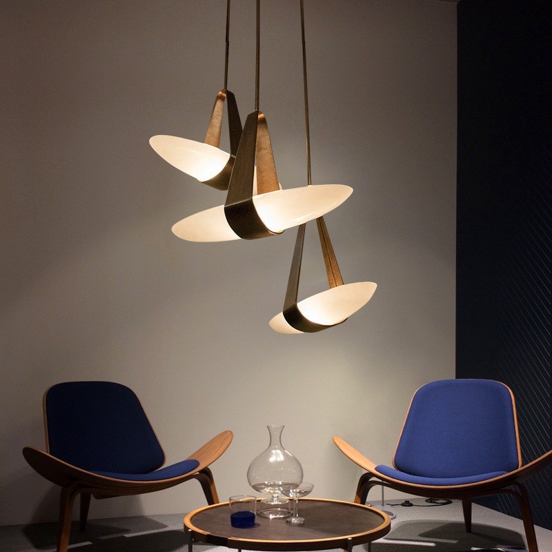 Candelabro LED de cuero de dis - Leatherwork Desk reseña y precio
