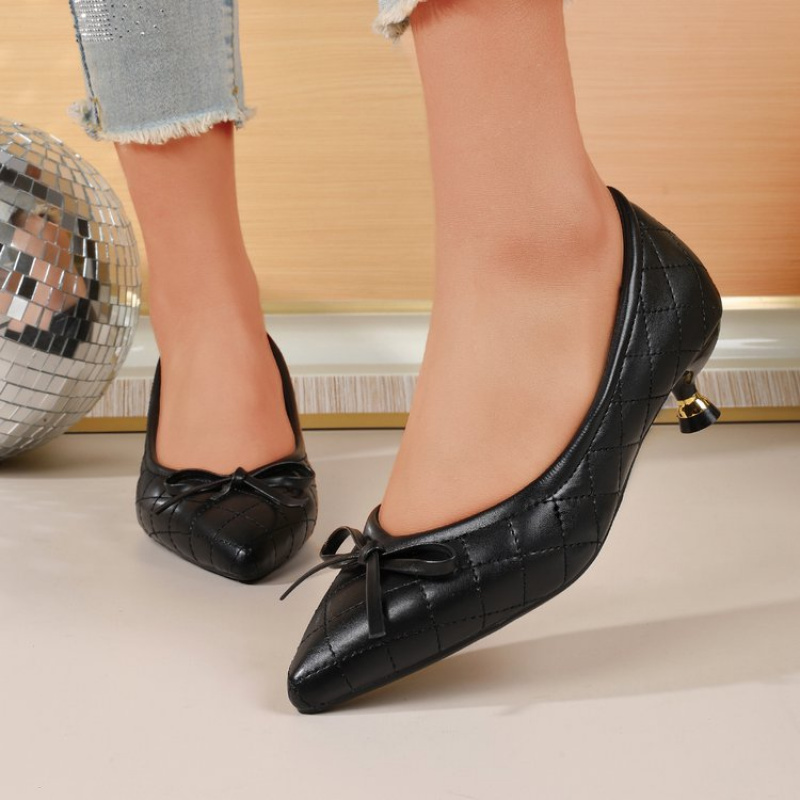 Tacones Kitten Punto Punta Moñ - Leather Works reseña y precio